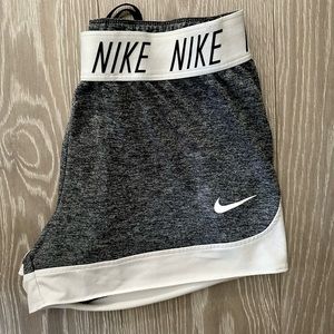 Nike Dri Fit Women’s Shorts Size Small